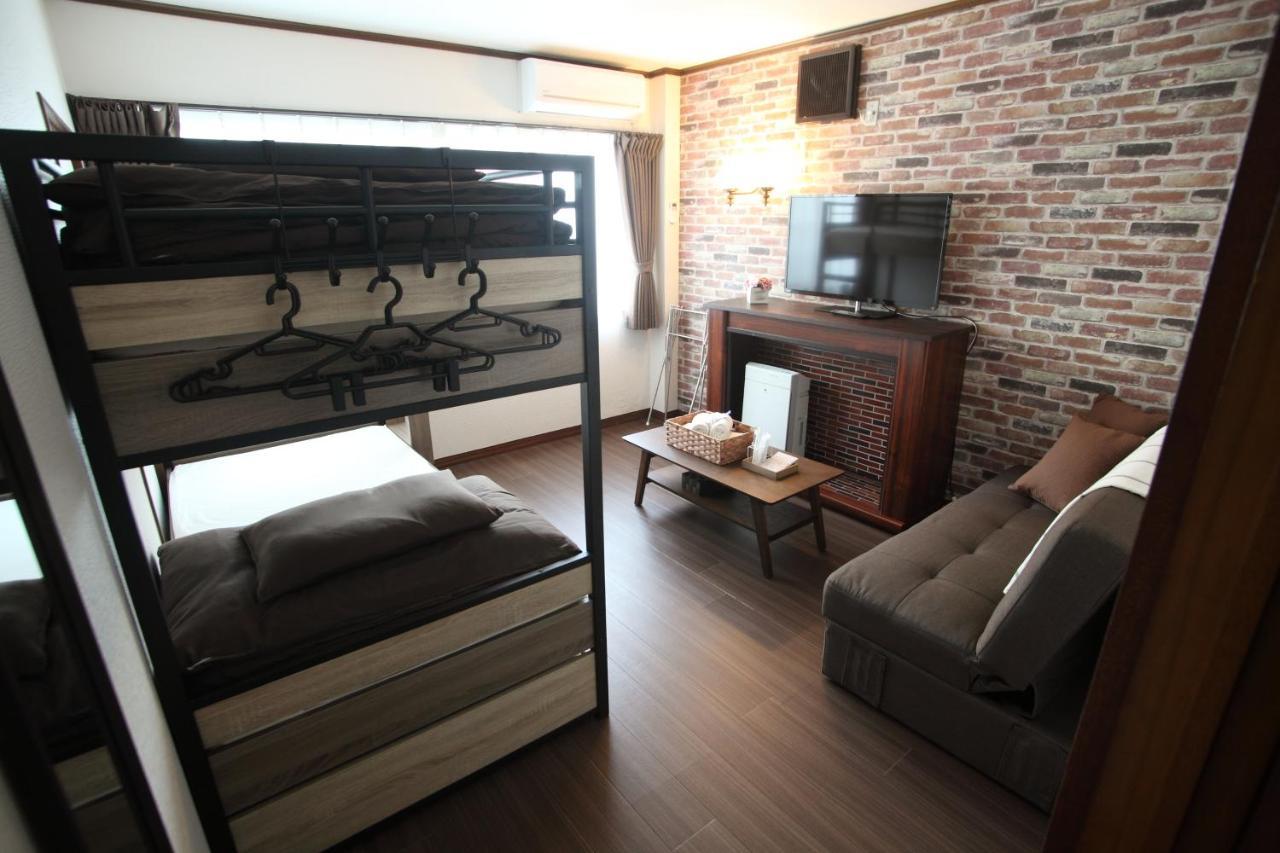 Guest House Futaba Ōsaka Exterior foto